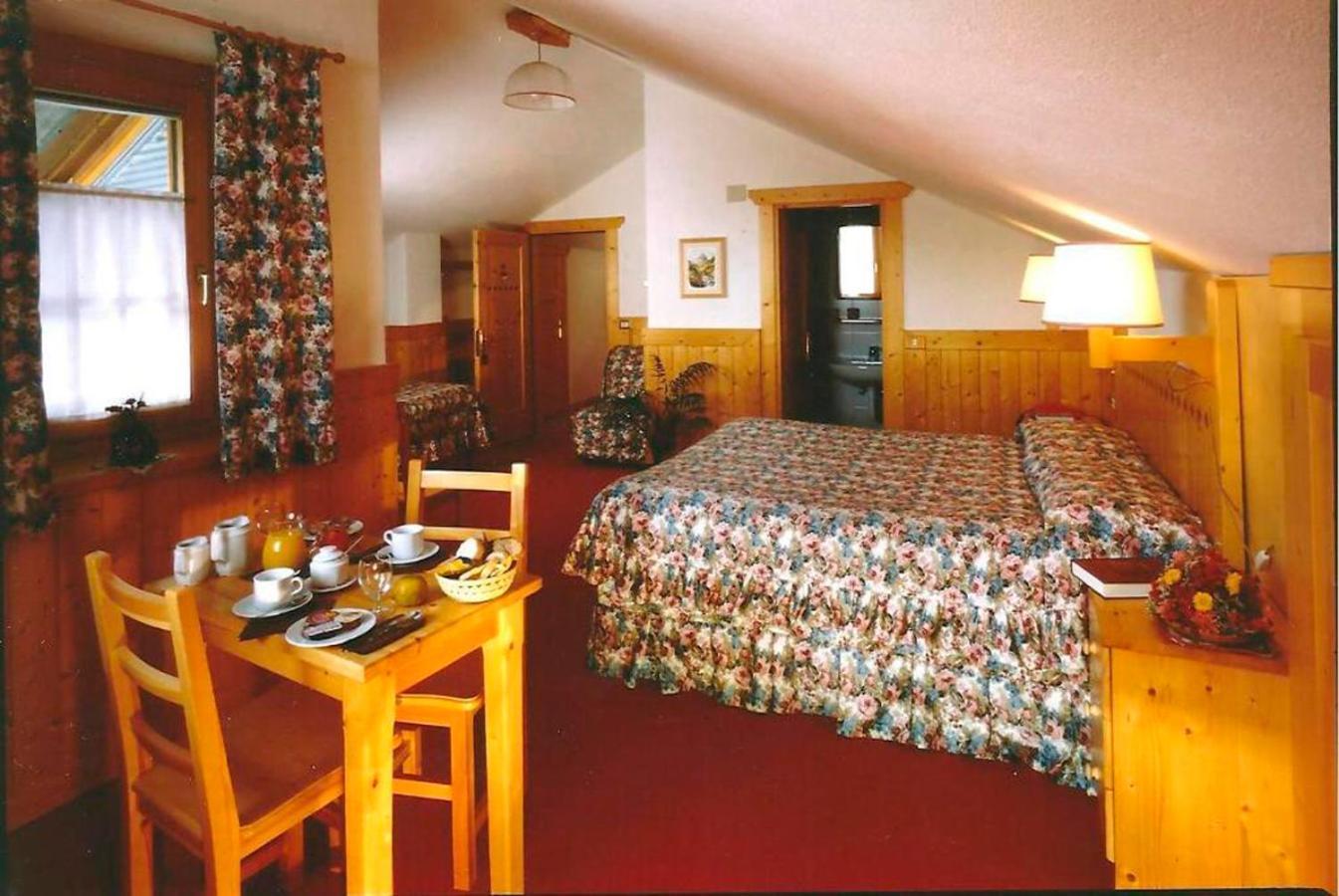 Hotel Locanda Grauson Cogne Bagian luar foto